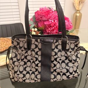Coach Signature Canvas Tote Bag in Black and Gray